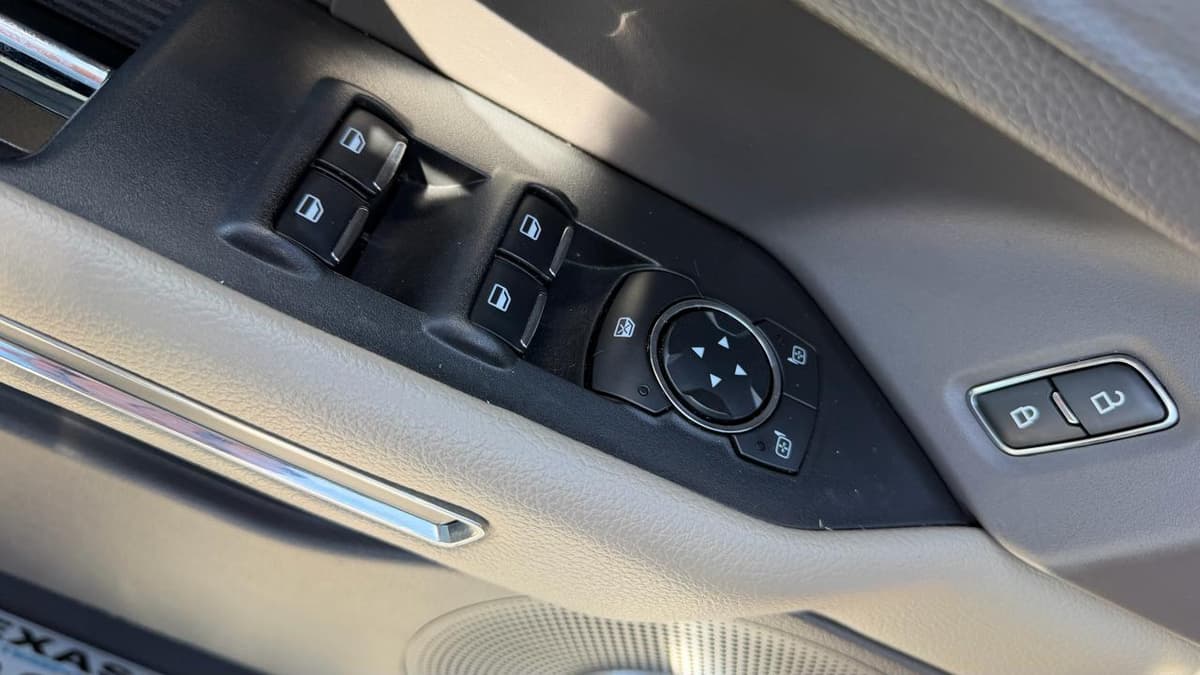 2021 FORD Expedition - Image 23