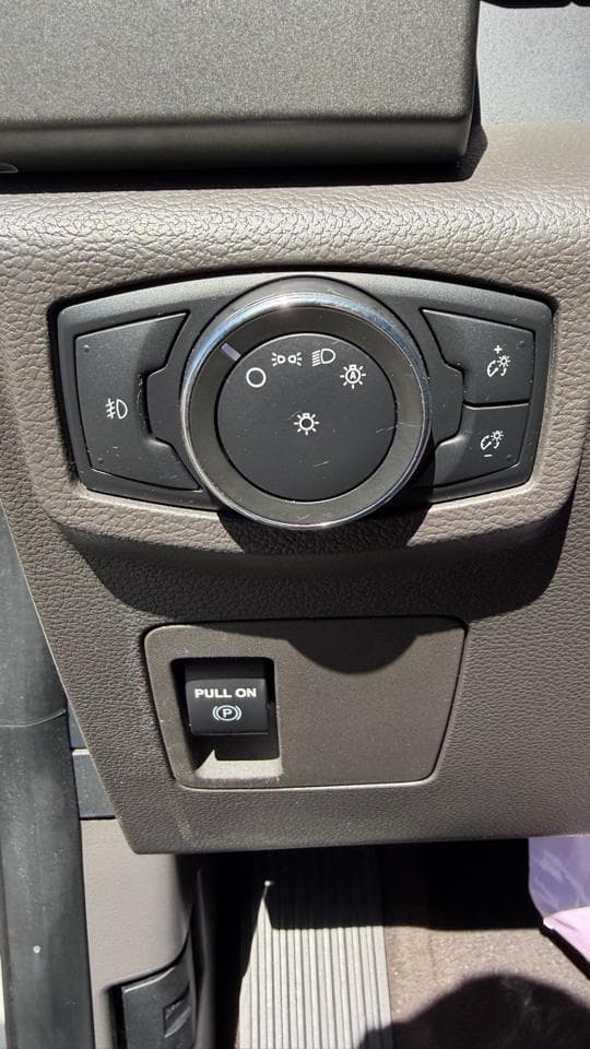 2021 FORD Expedition - Image 24
