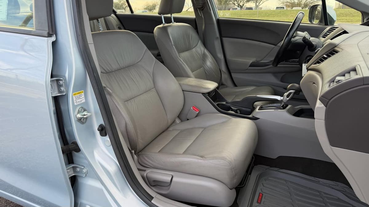 2012 Honda Civic - Image 13