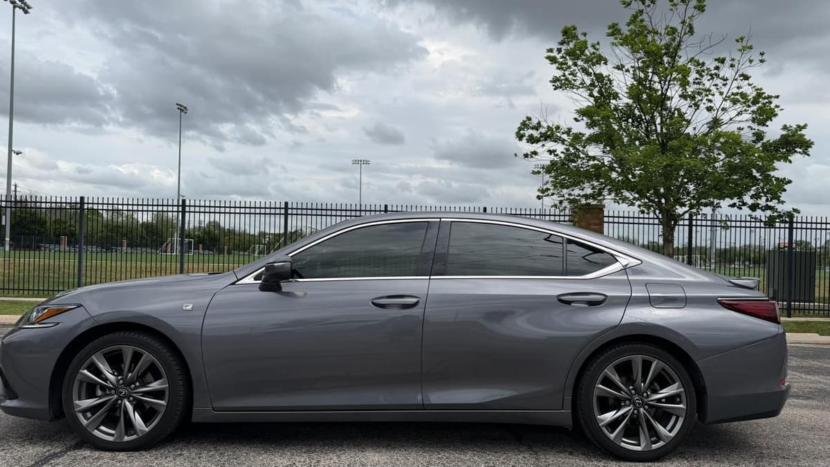 2021 LEXUS ES - Image 7