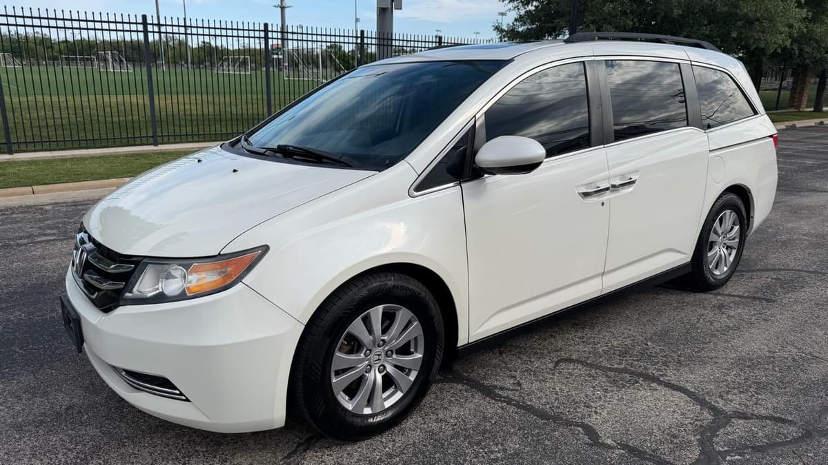 2016 HONDA Odyssey - Image 2