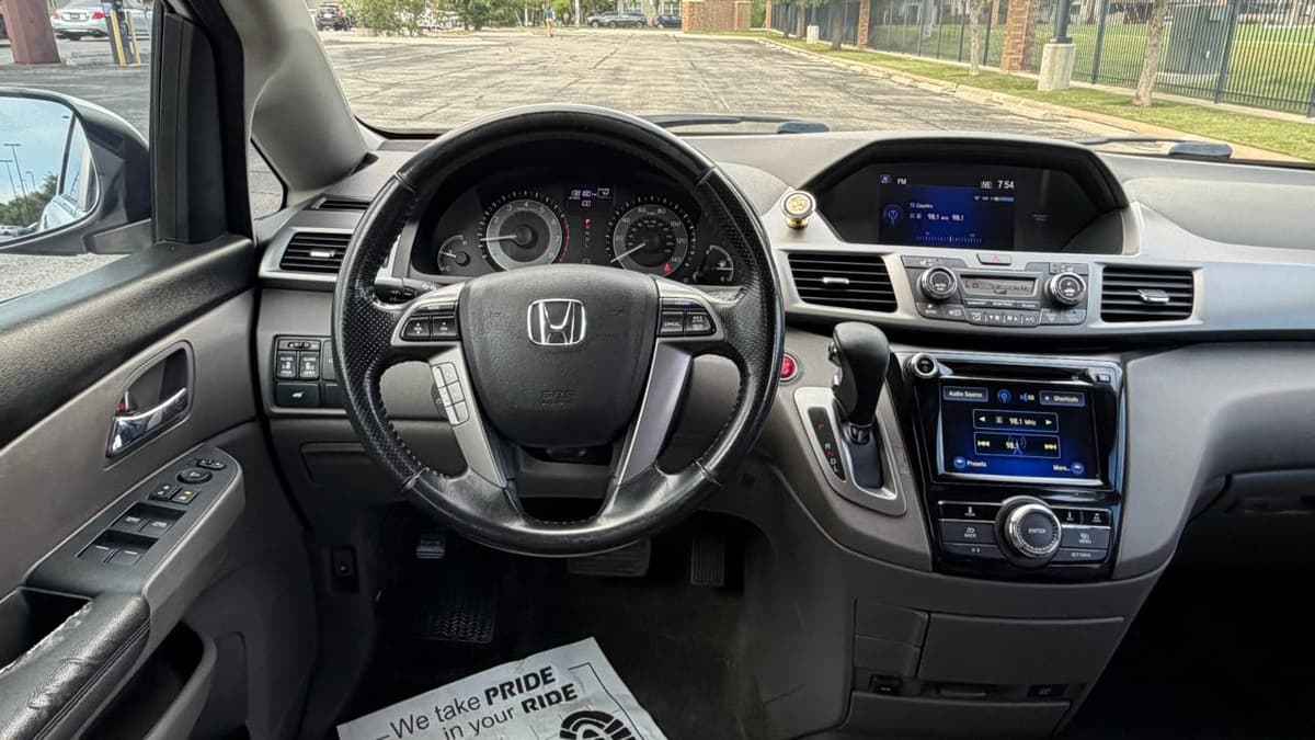 2016 HONDA Odyssey - Image 17