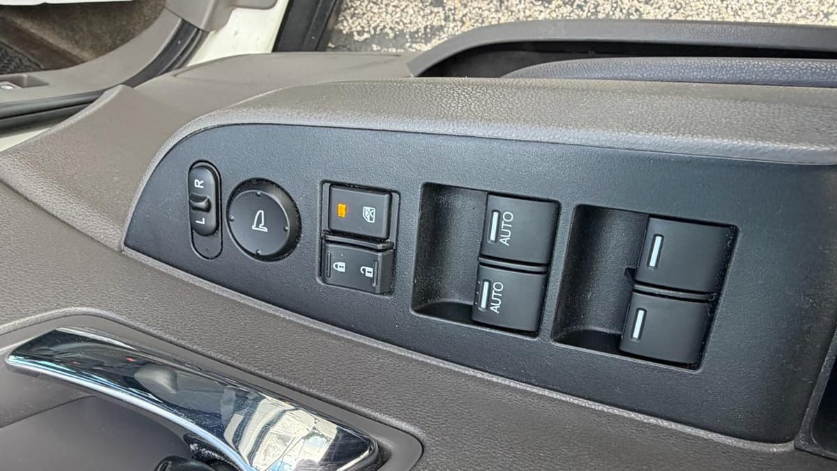 2016 HONDA Odyssey - Image 24