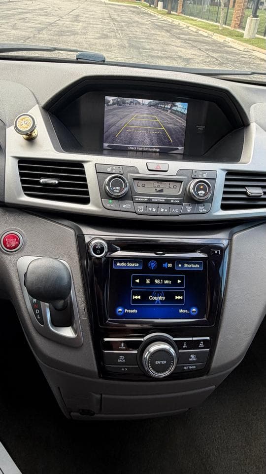 2016 HONDA Odyssey - Image 30