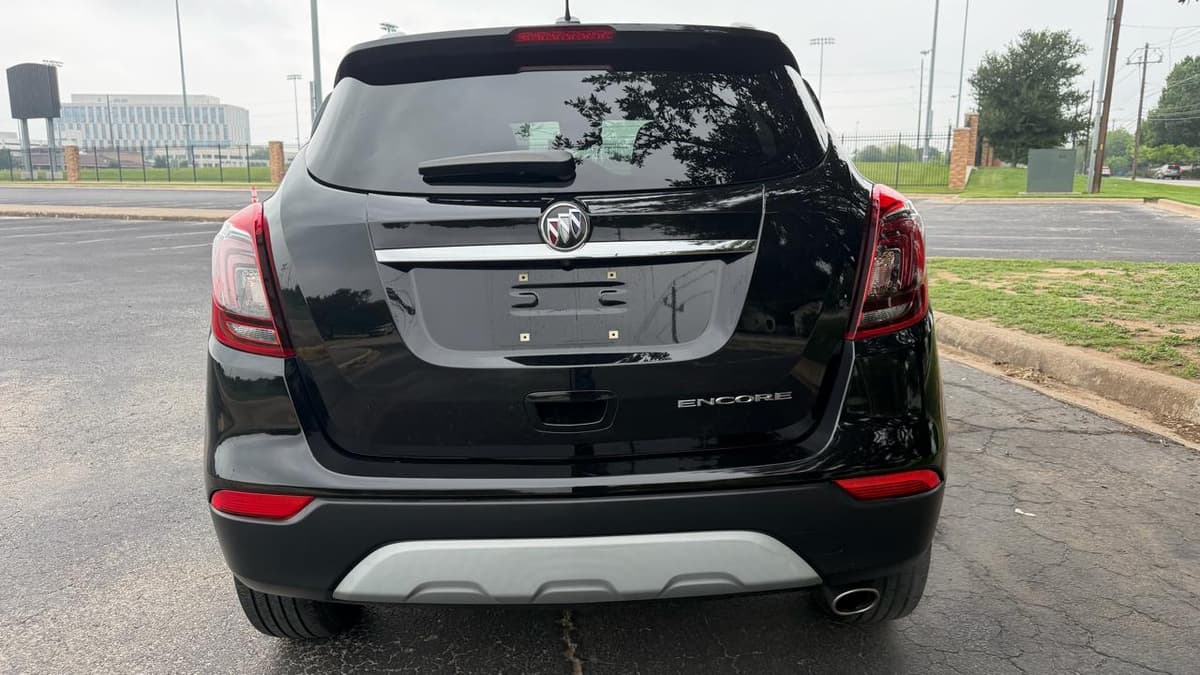 2022 BUICK Encore - Image 7