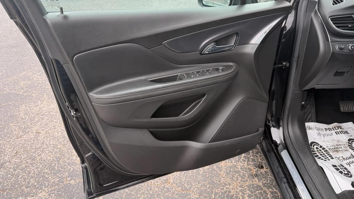 2022 BUICK Encore - Image 10