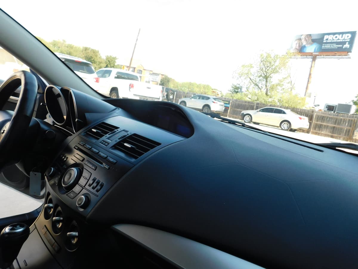 2012 Mazda Mazda3 - Image 18