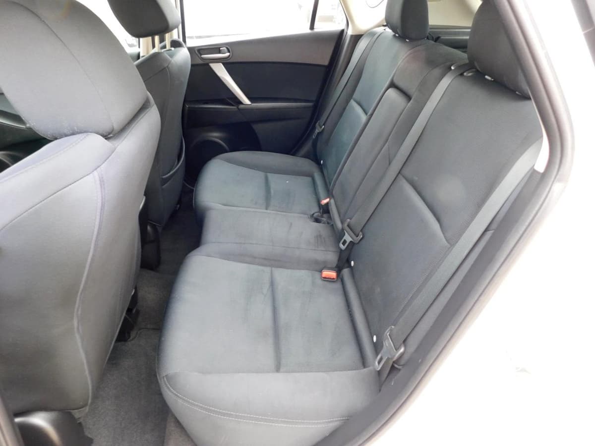 2011 Mazda Mazda3 - Image 12