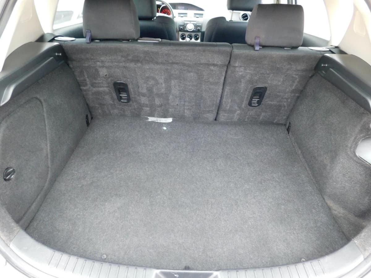 2011 Mazda Mazda3 - Image 16