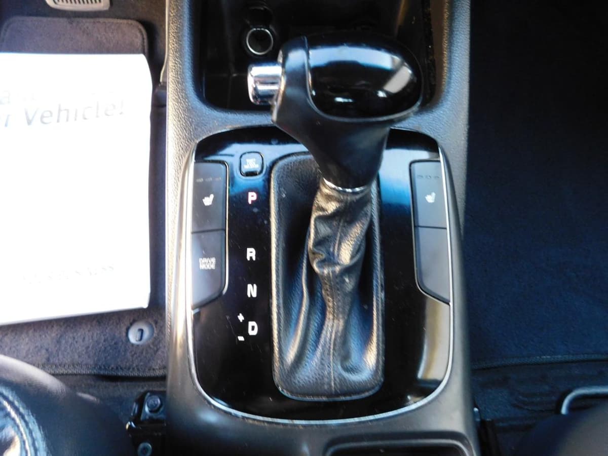 2017 Kia Forte5 - Image 12