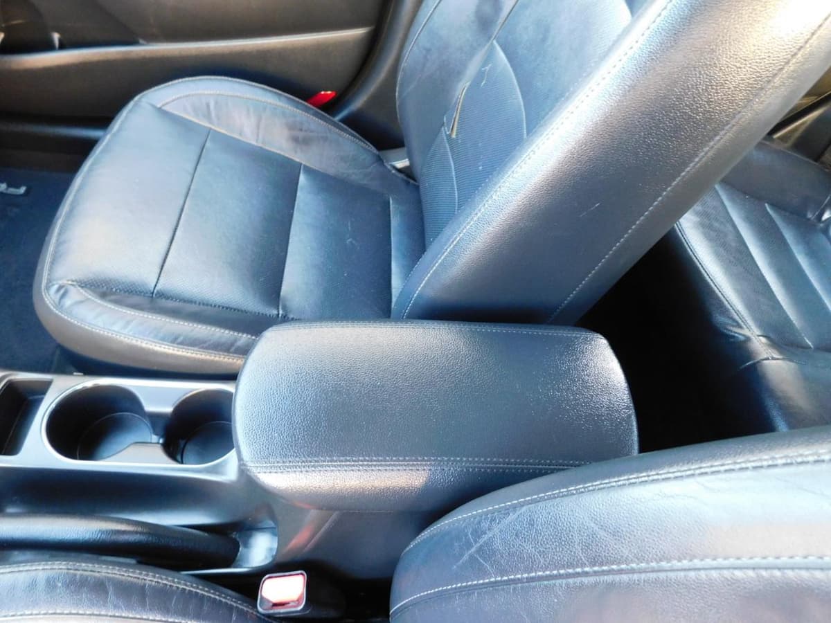 2017 Kia Forte5 - Image 16