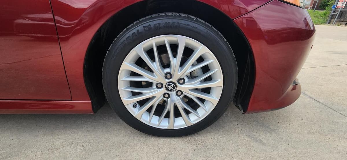 2018 TOYOTA Camry - Image 24