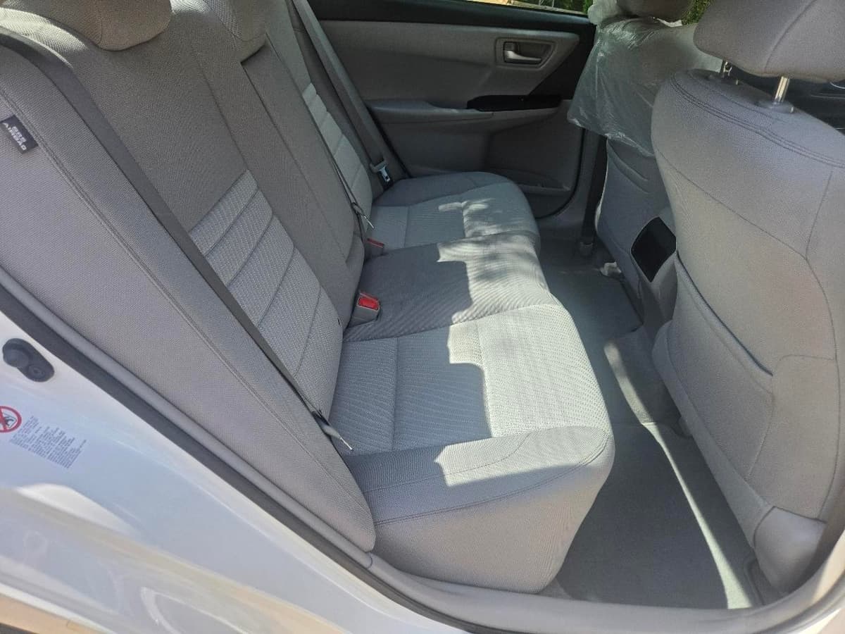 2017 TOYOTA Camry - Image 10