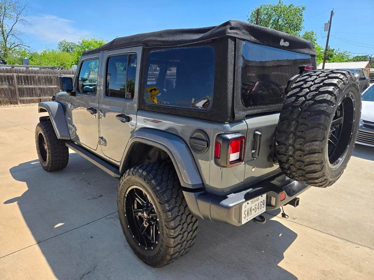 2018 JEEP Wrangler - Image 4