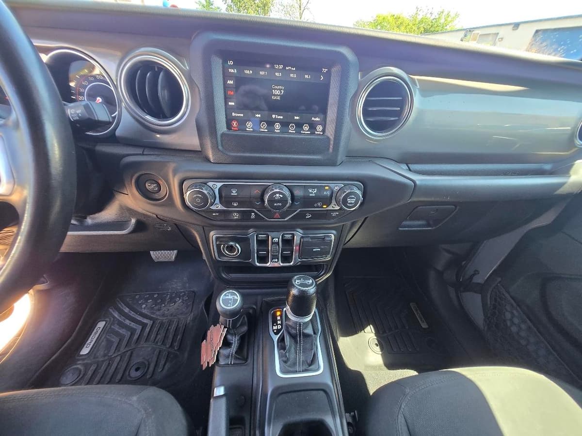 2018 JEEP Wrangler - Image 10