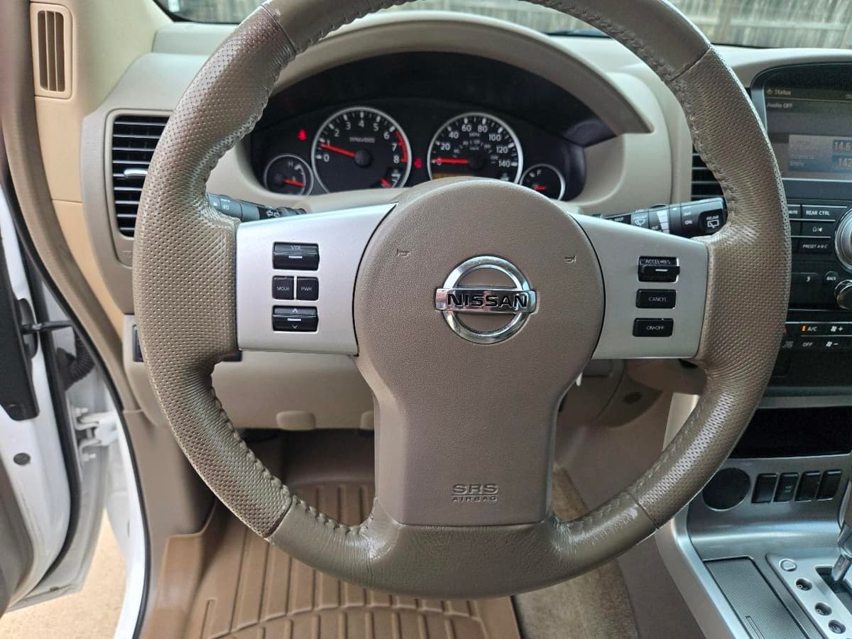 2011 NISSAN Pathfinder - Image 7