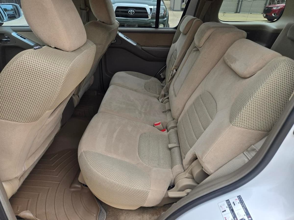2011 NISSAN Pathfinder - Image 14