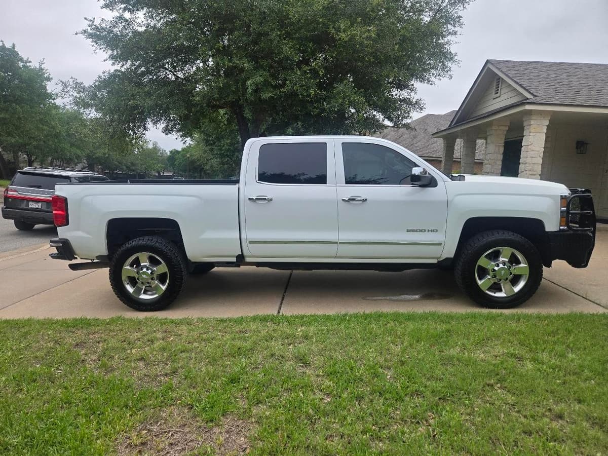 2016 CHEVROLET Silverado - Image 4
