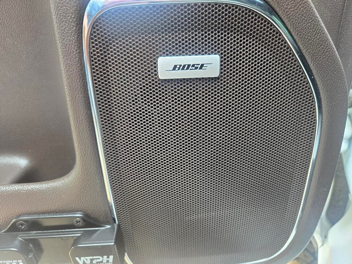2016 CHEVROLET Silverado - Image 20