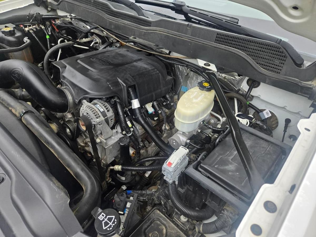 2016 CHEVROLET Silverado - Image 25