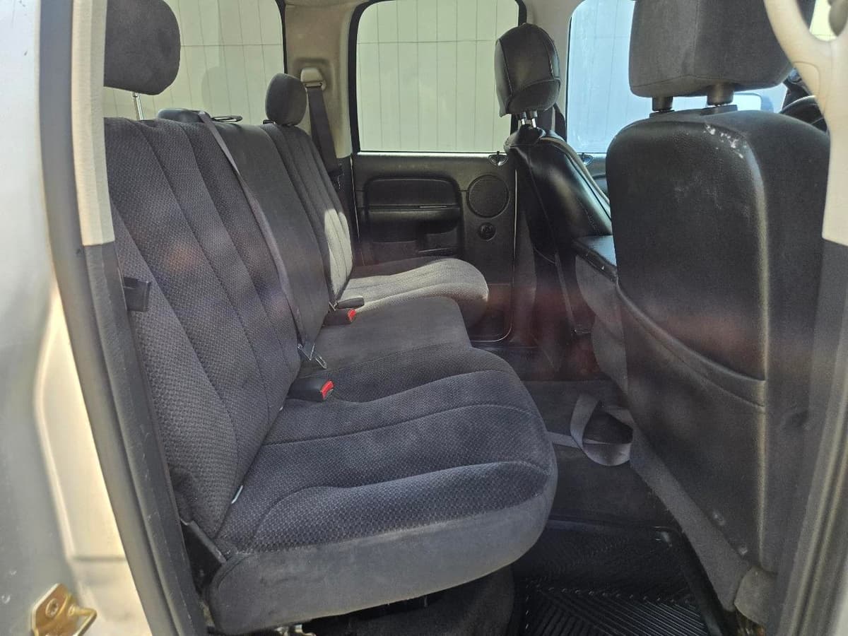 2005 DODGE Ram - Image 15