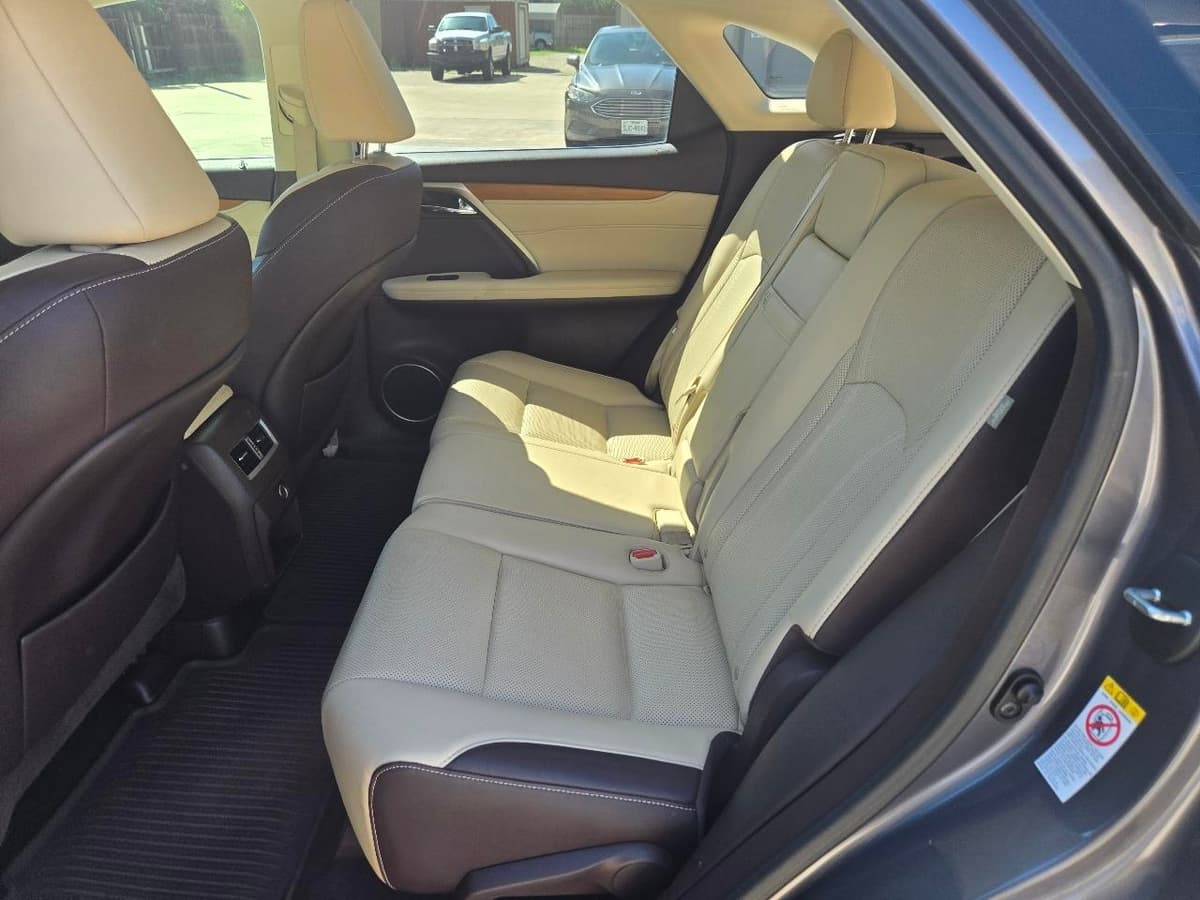 2017 LEXUS RX - Image 17