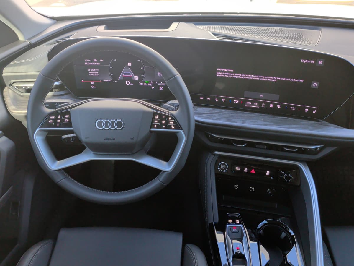 2025 Audi Q5 - Image 19