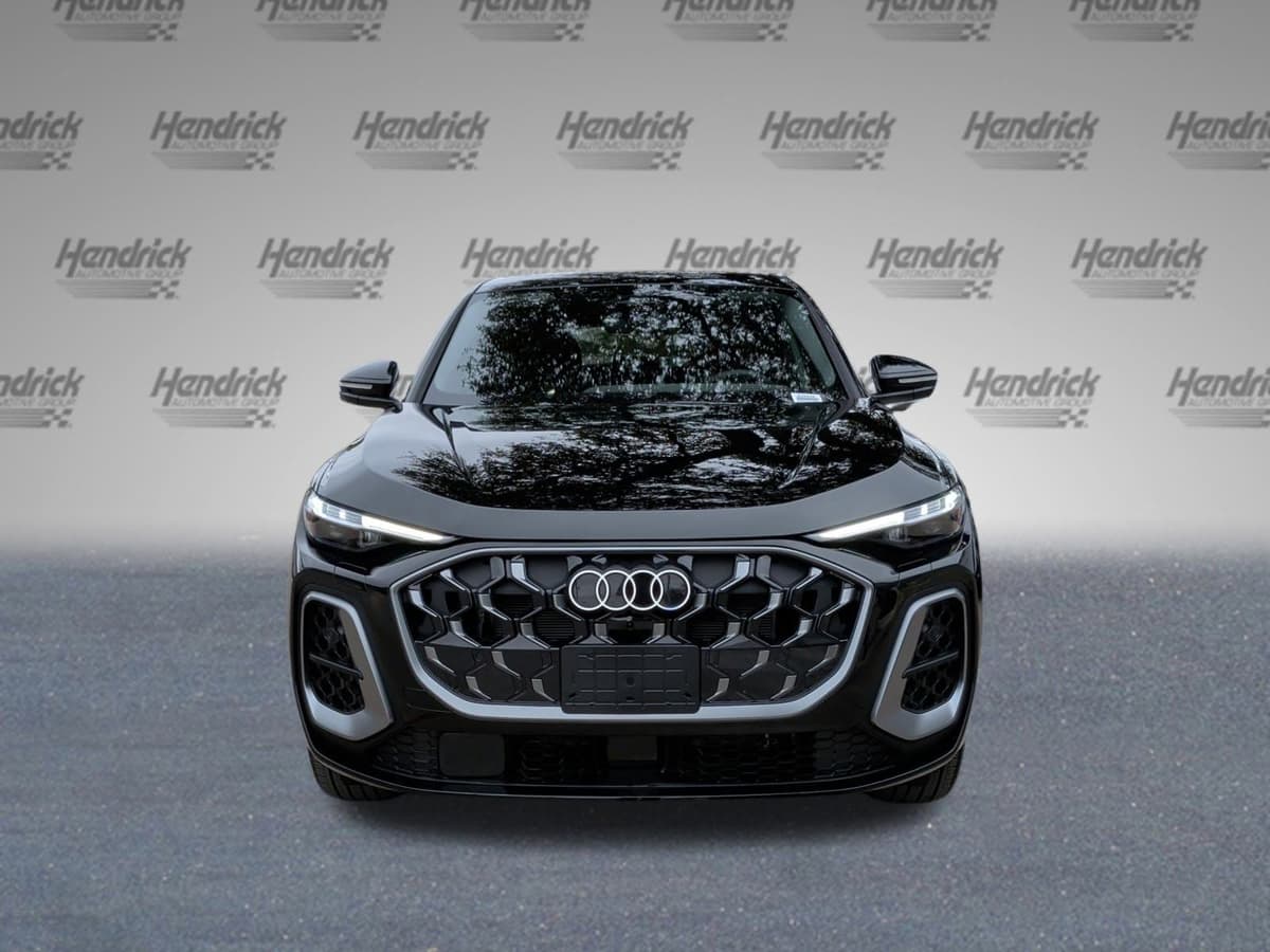 2025 Audi Q5 Sportback - Image 3