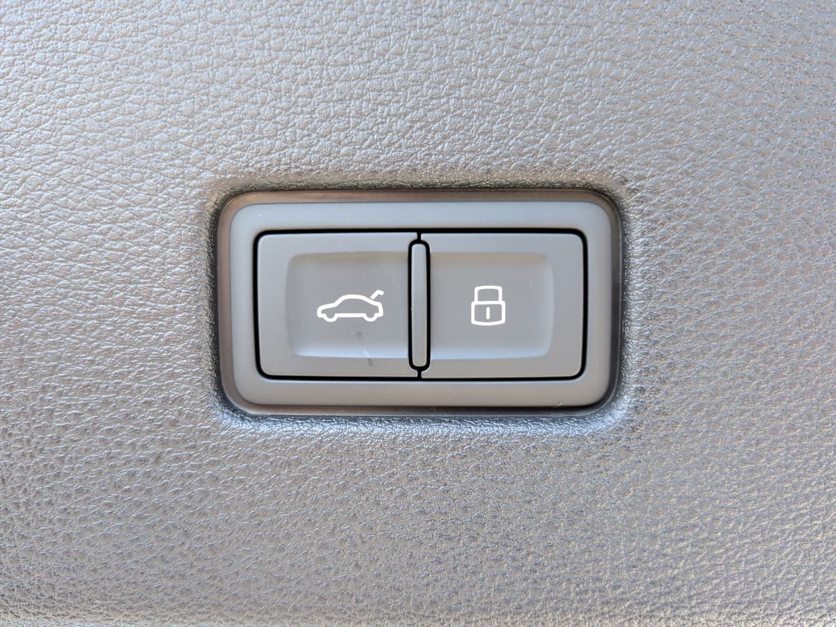 2026 Audi Q8 - Image 41