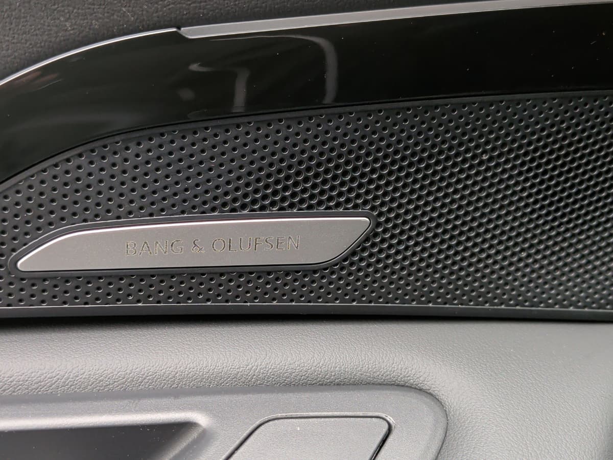 2025 Audi Q5 - Image 29