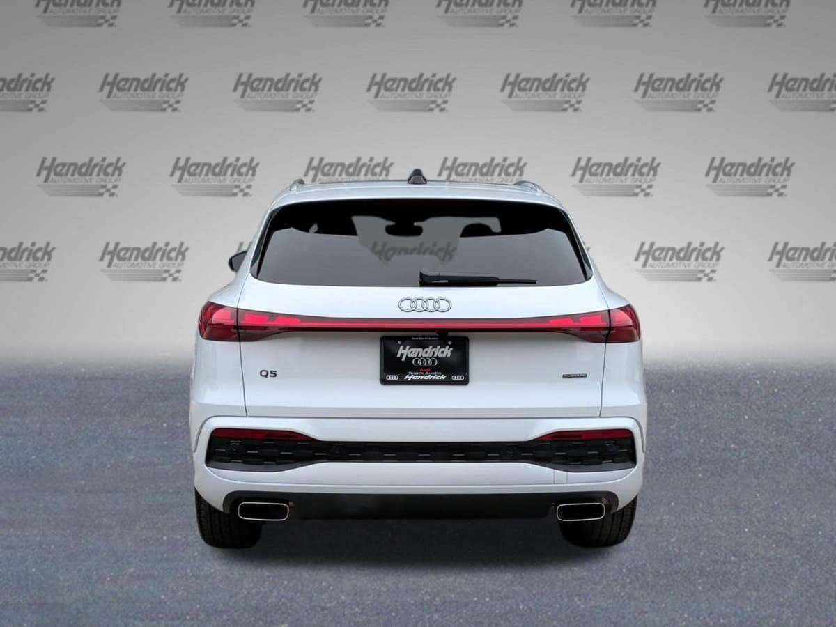 2025 Audi Q5 - Image 8