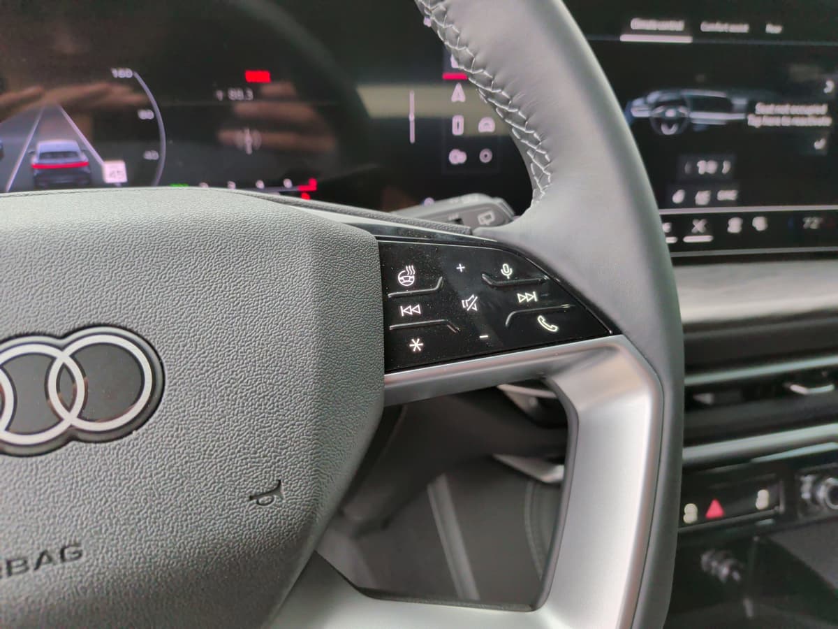 2025 Audi Q5 Sportback - Image 22