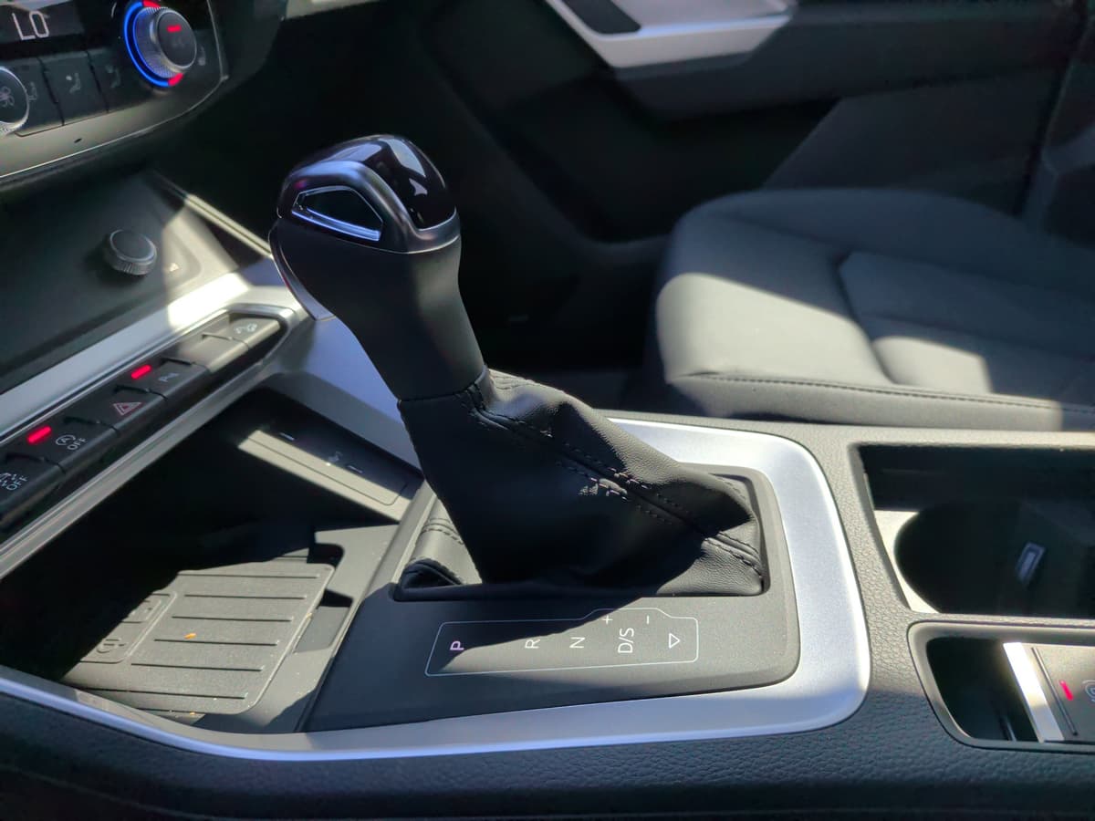 2025 Audi Q3 - Image 28