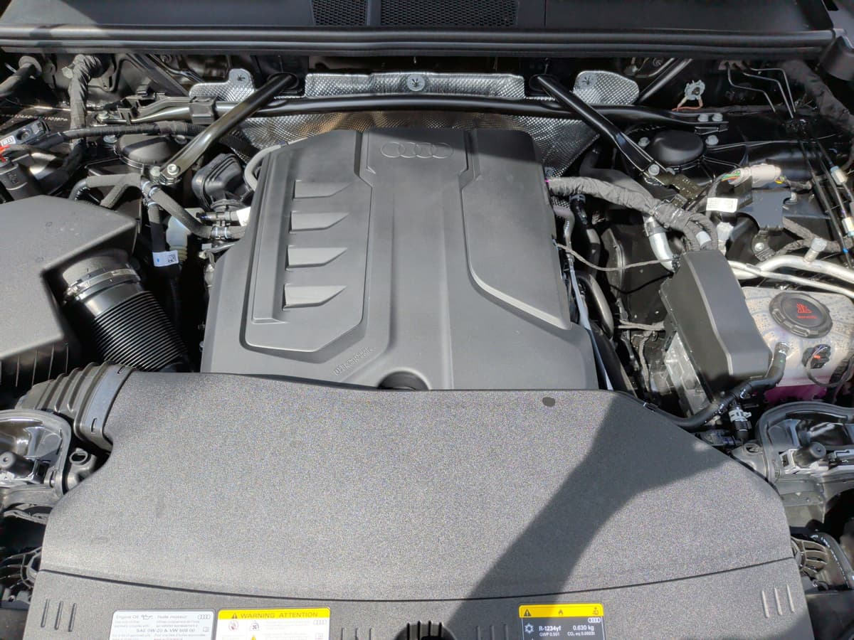 2025 Audi Q5 - Image 35