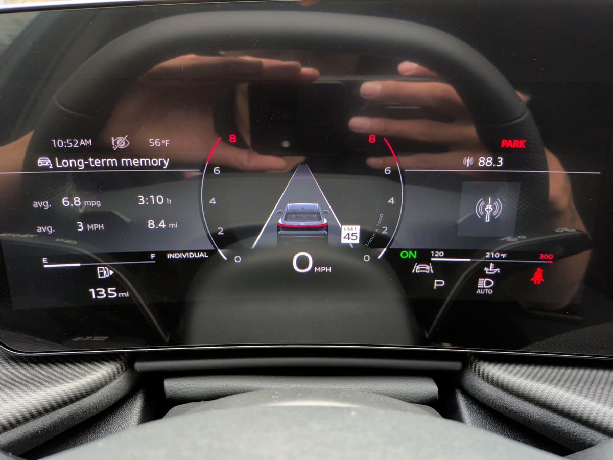 2025 Audi SQ5 - Image 22