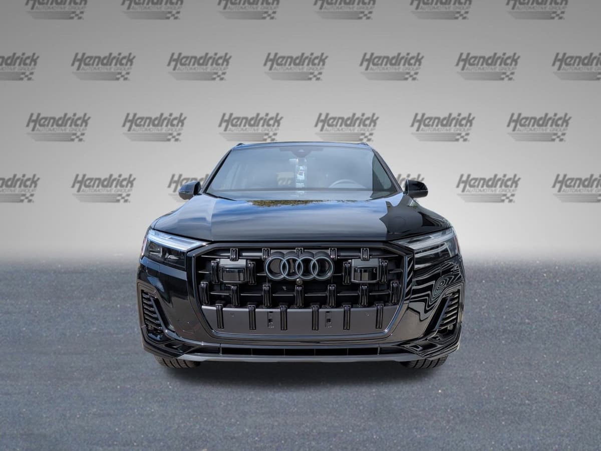 2026 Audi Q7 - Image 3