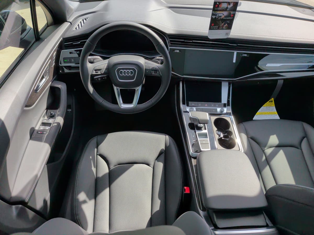 2026 Audi Q7 - Image 17