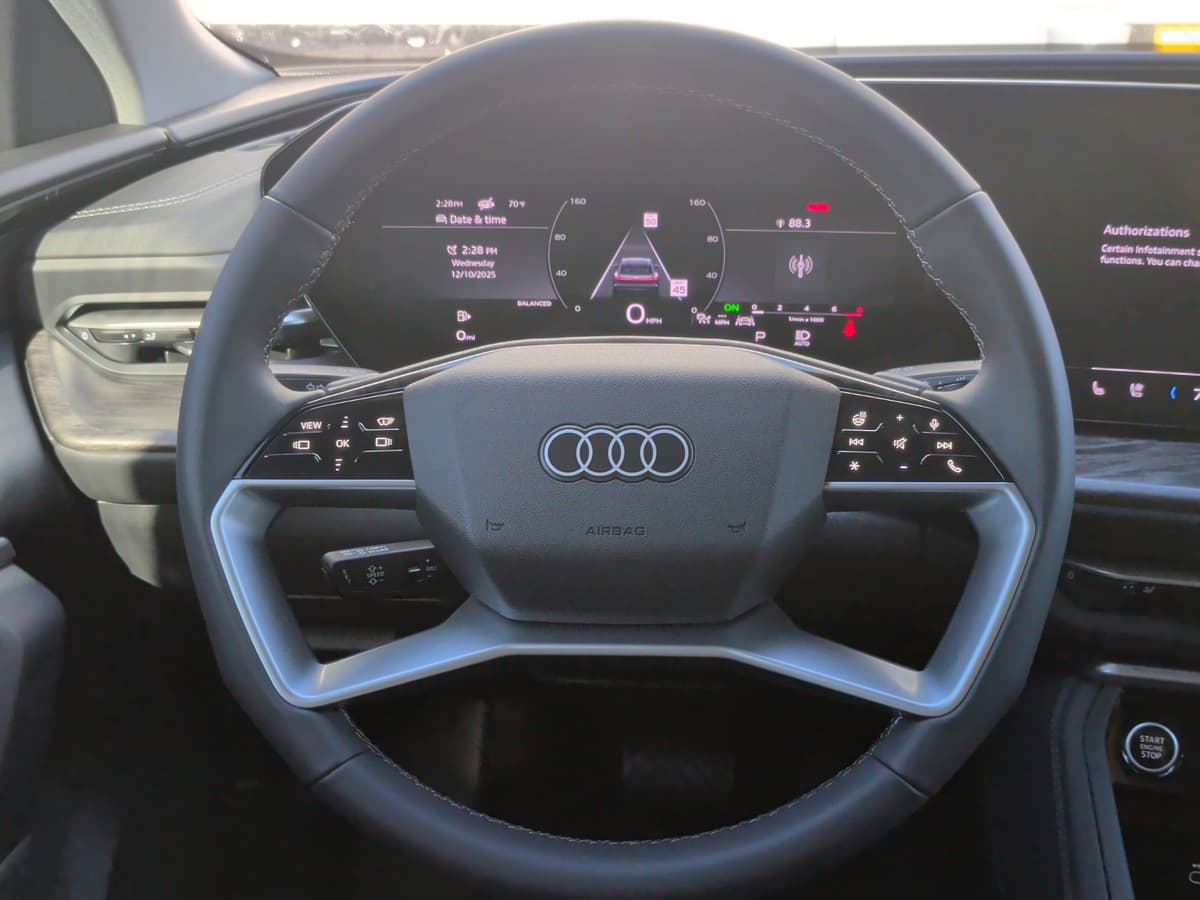 2025 Audi Q5 - Image 20