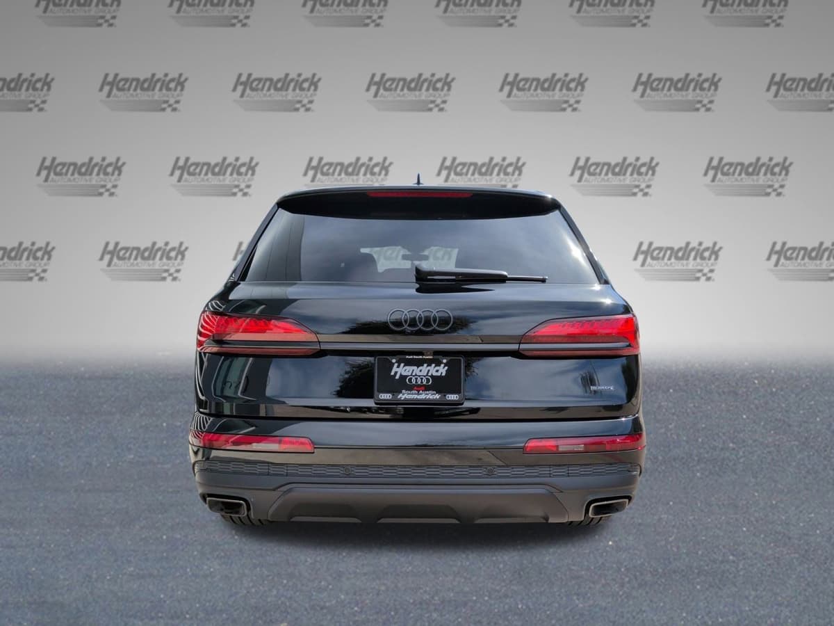 2026 Audi Q7 - Image 8