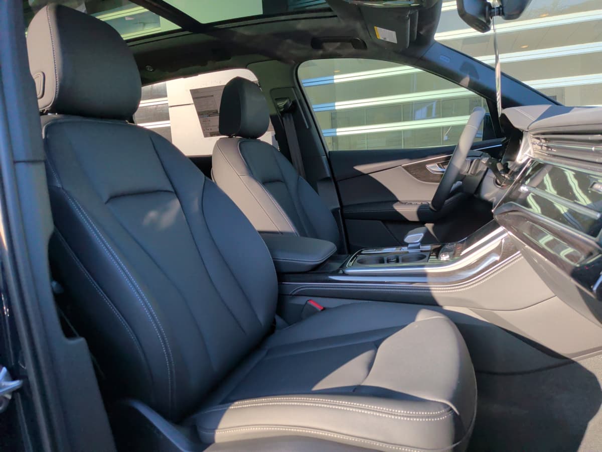 2026 Audi Q7 - Image 21