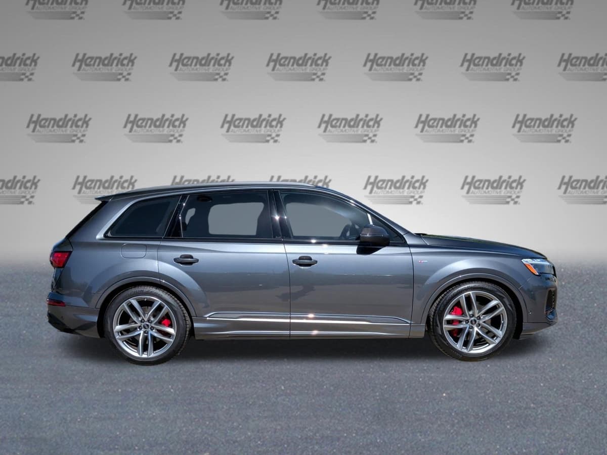 2026 Audi Q7 - Image 10