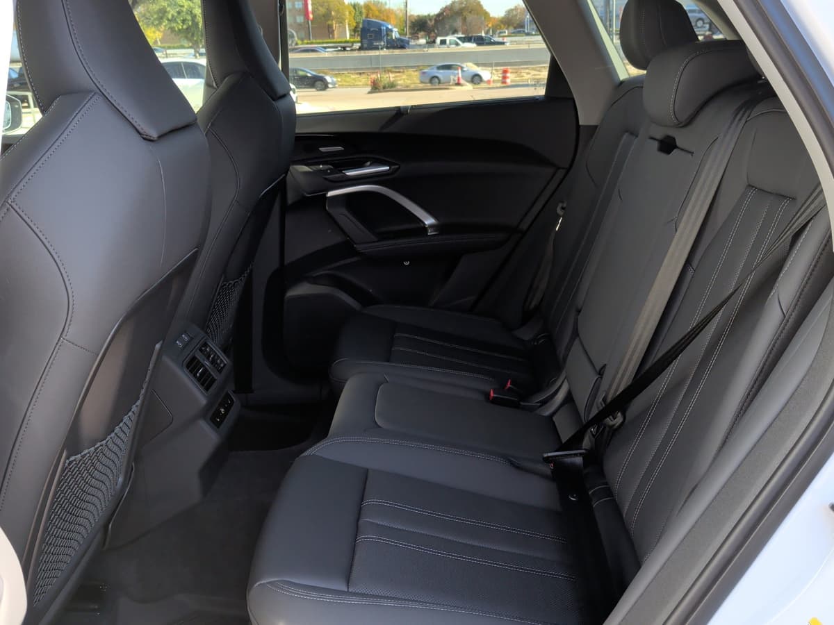 2025 Audi Q5 - Image 17