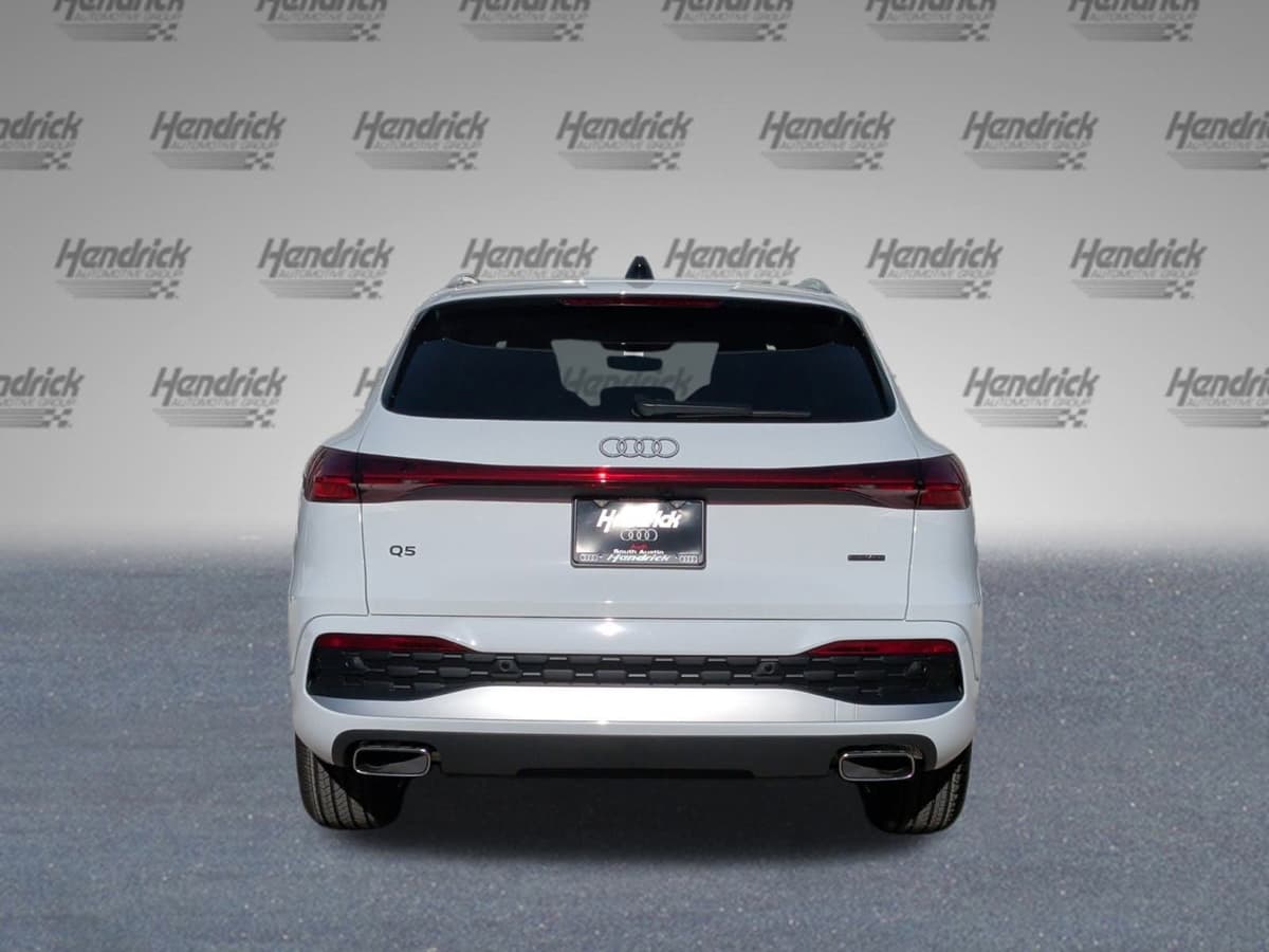 2025 Audi Q5 - Image 8