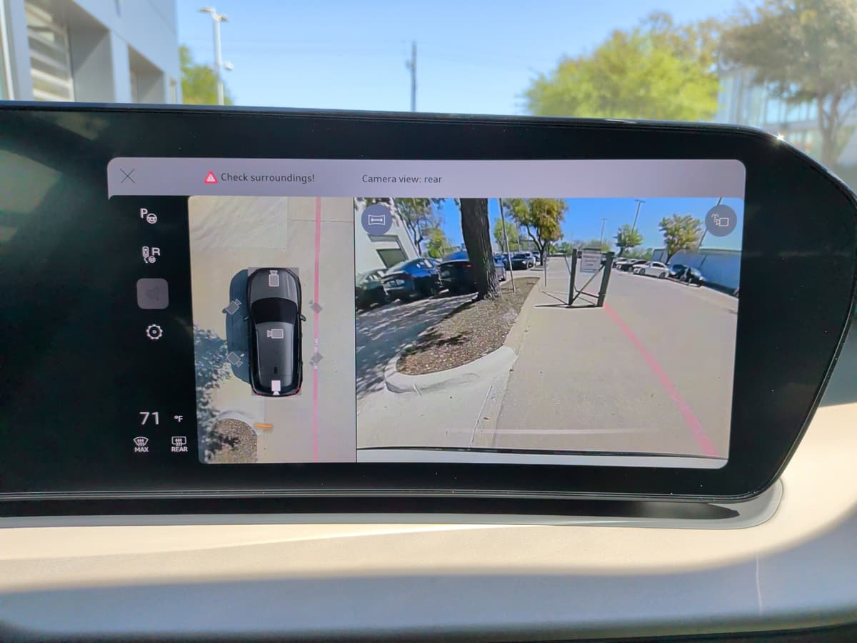 2026 Audi Q3 - Image 28