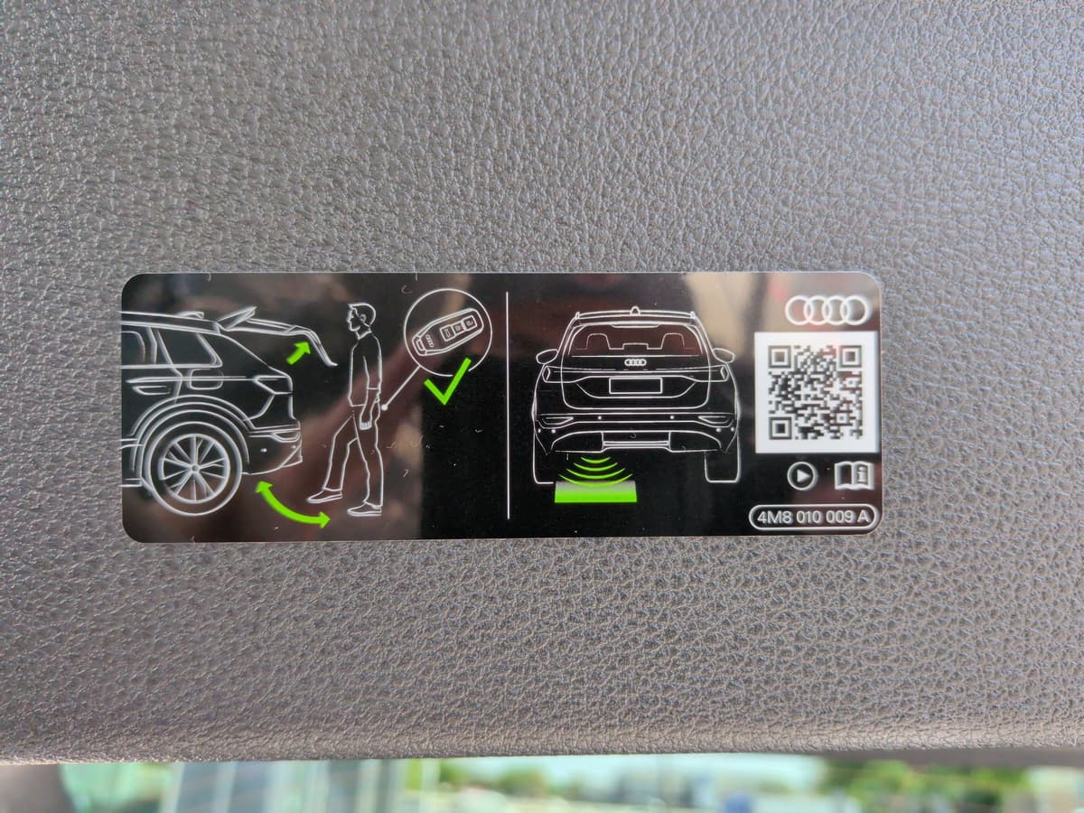 2026 Audi RS Q8 - Image 43