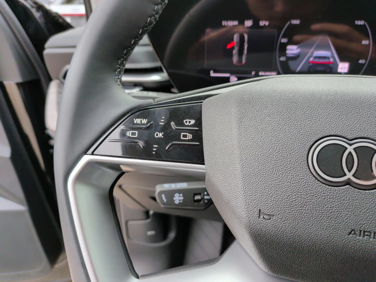 2025 Audi Q5 Sportback - Image 20