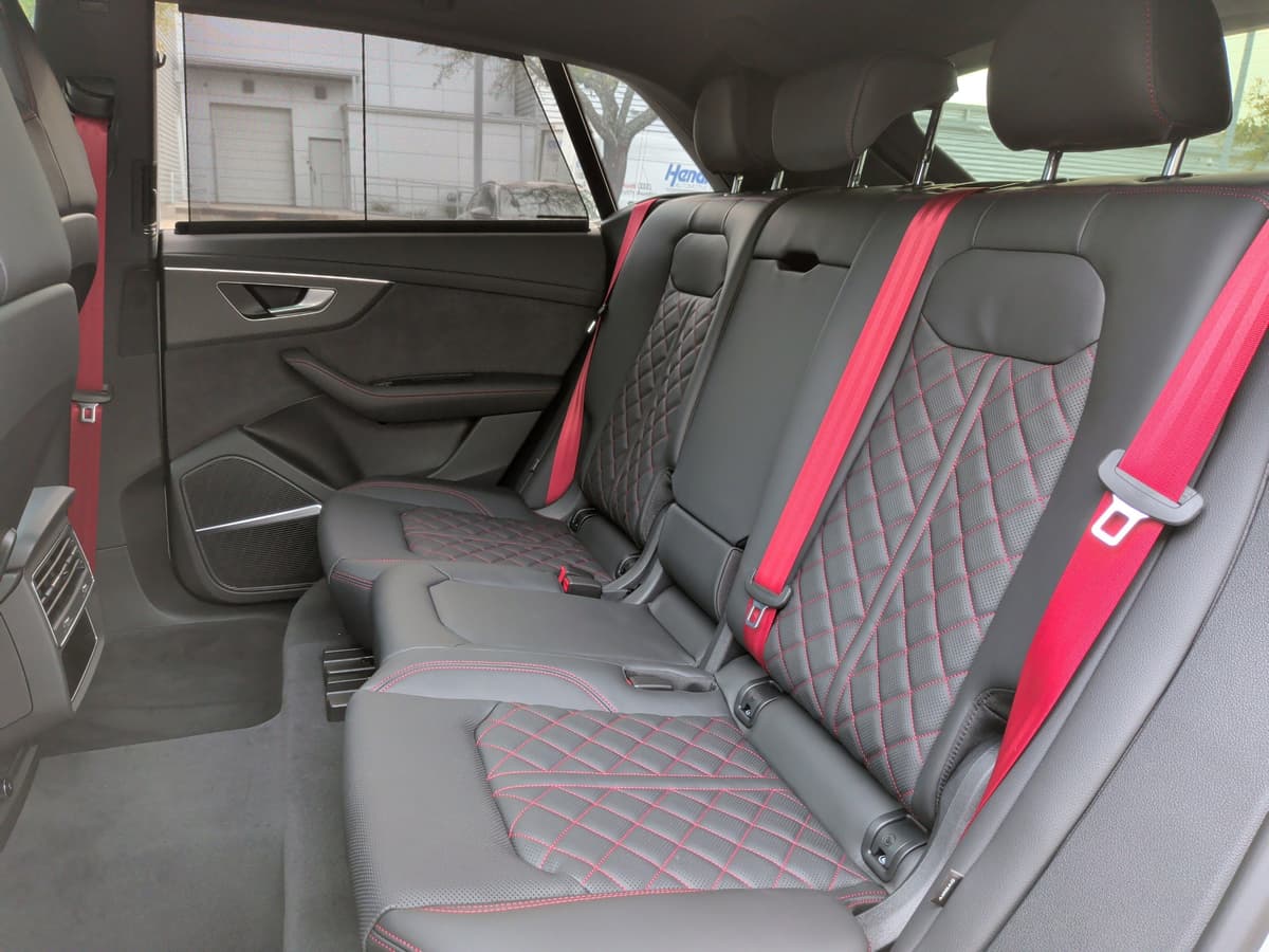 2026 Audi Q8 - Image 34