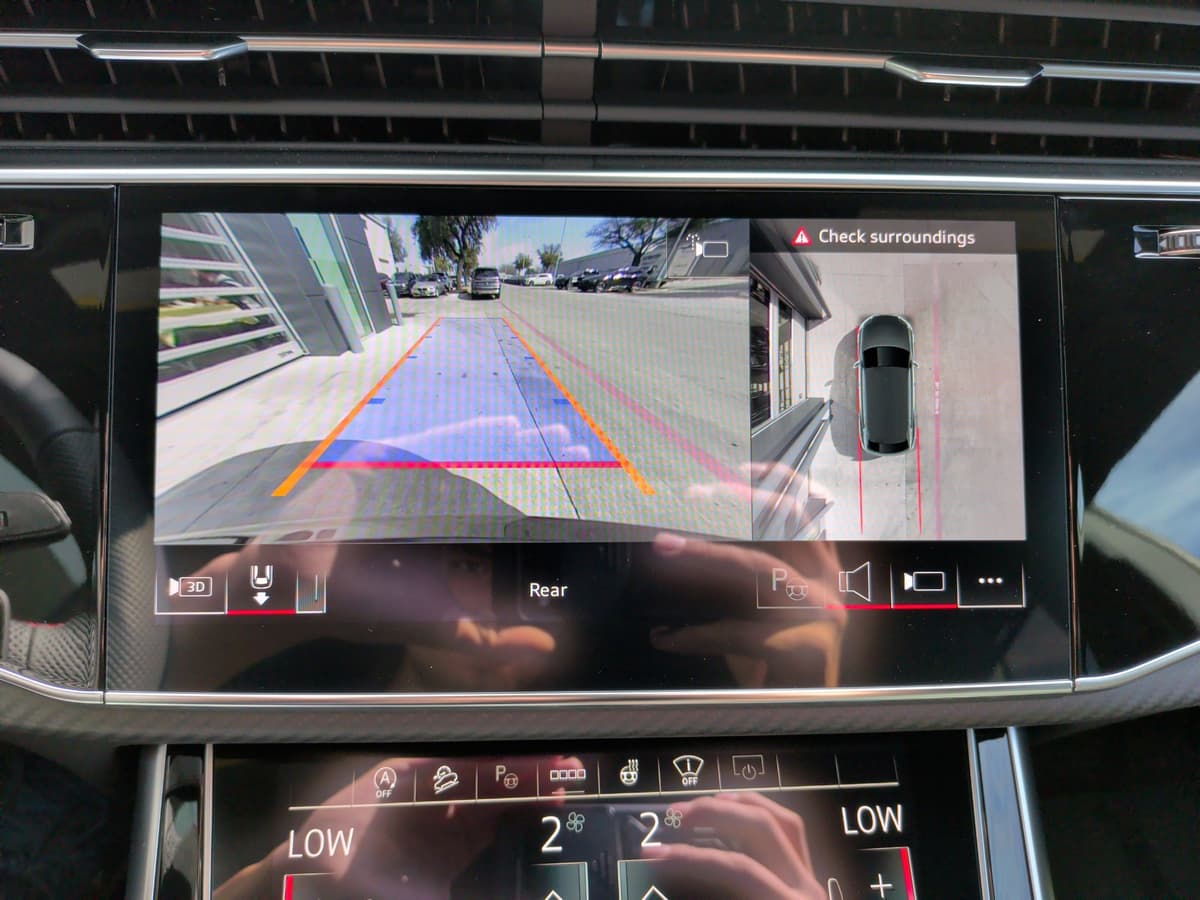 2026 Audi Q8 - Image 28