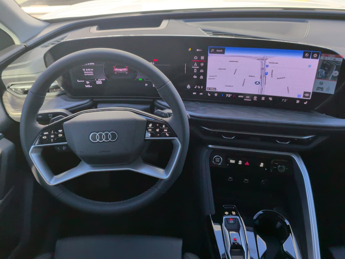2025 Audi Q5 - Image 19