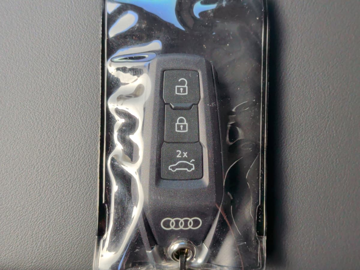 2025 Audi Q5 - Image 37